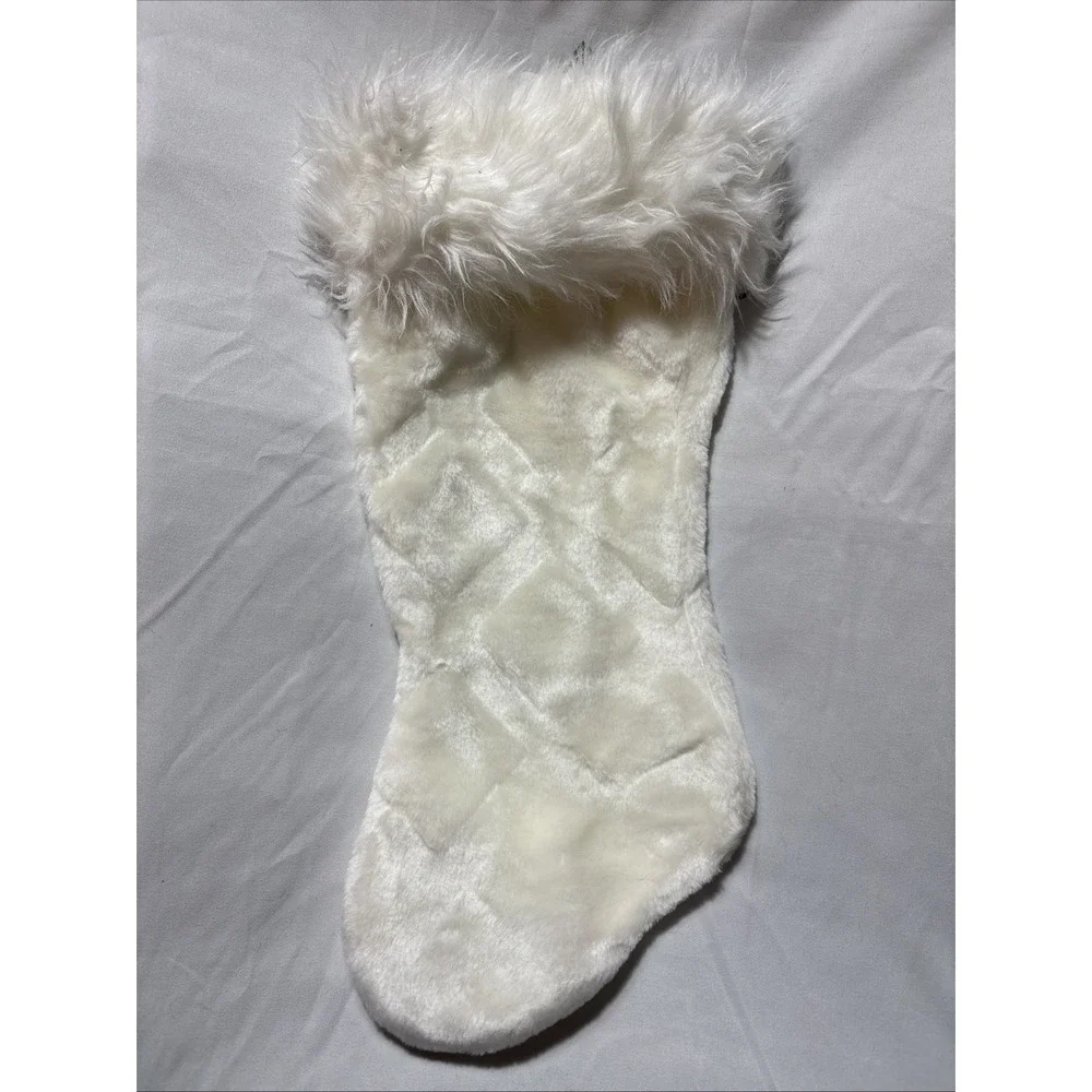 NEW‎ WHITE CHRISTMAS STOCKING WHITE FAUX FUR CUFF TARGET